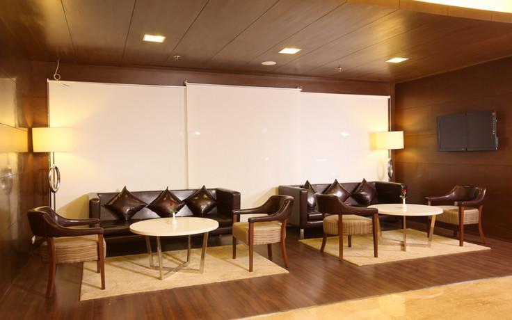 Hotel Shelton Rājahmundry Εξωτερικό φωτογραφία